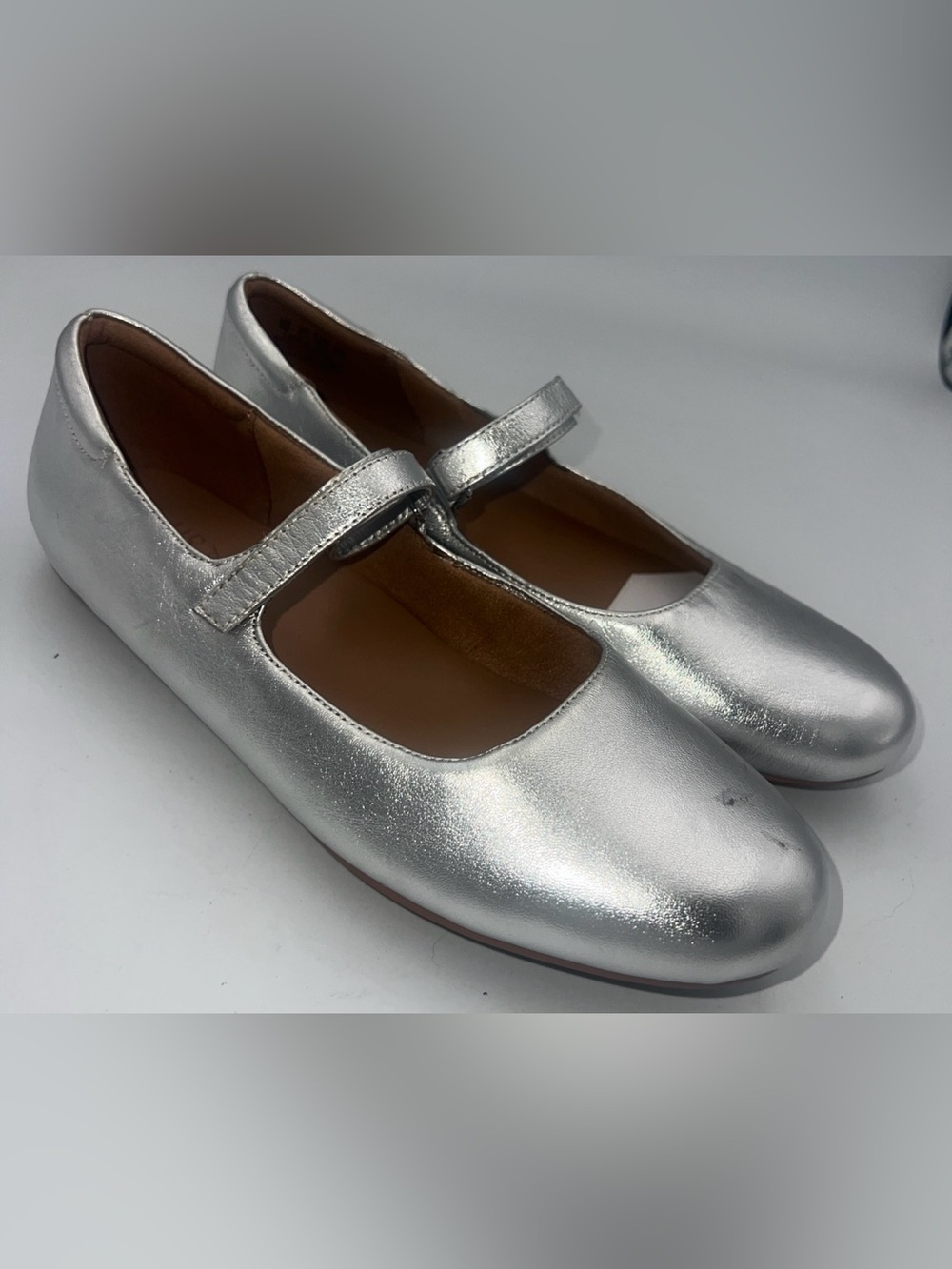 Naturalizer Maxwell-MJ Mary Jane Flats Women's 8M Silver Metallic Leather NEW